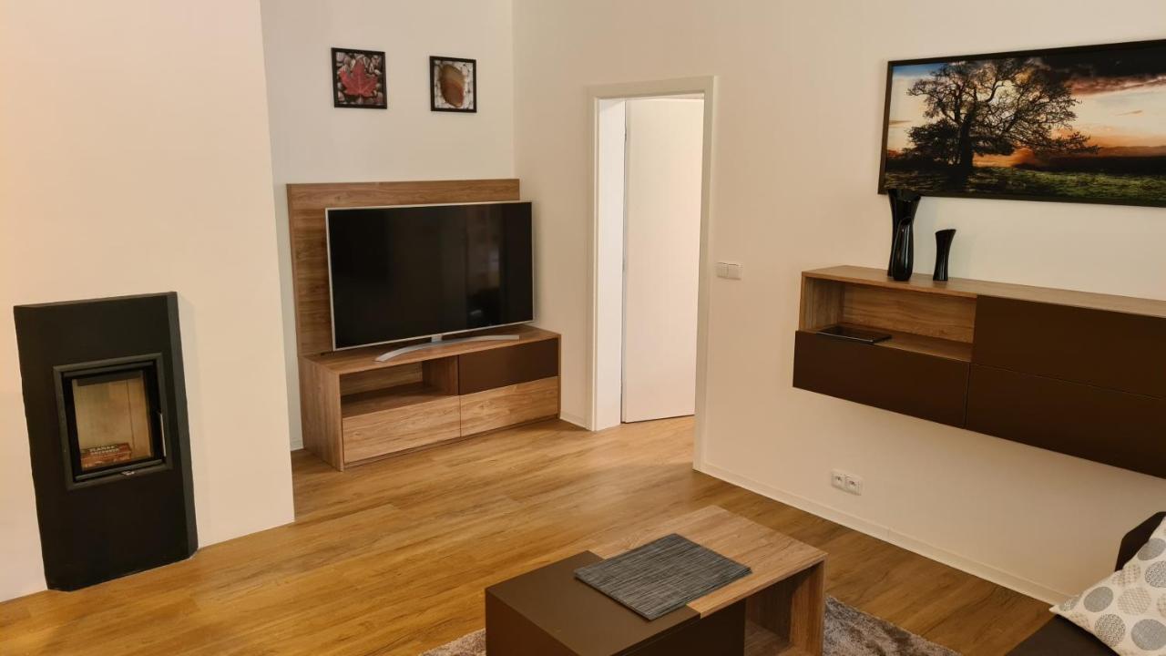 Apartmany Neta Velke Karlovice, Polansky Dvur Bagian luar foto