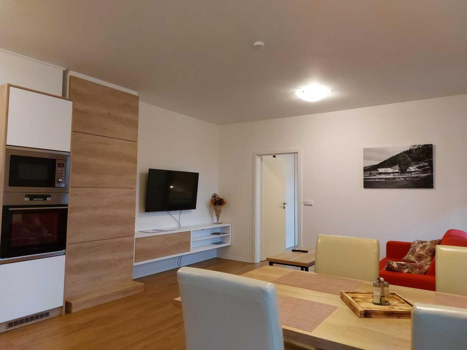 Apartmany Neta Velke Karlovice, Polansky Dvur Bagian luar foto